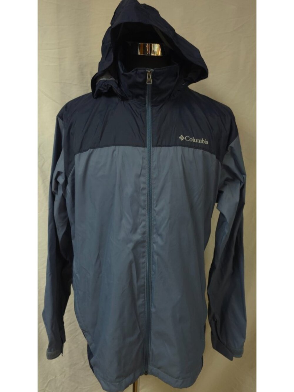 Columbia Mens Large Blue Packable Hooded Hiking Outdoors Windbreaker Rain Jacket